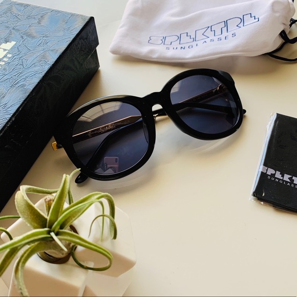 NWT Spektre sunglasses black/gold handmade Italy - Picture 3 of 8